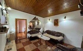 Vlado Apartments